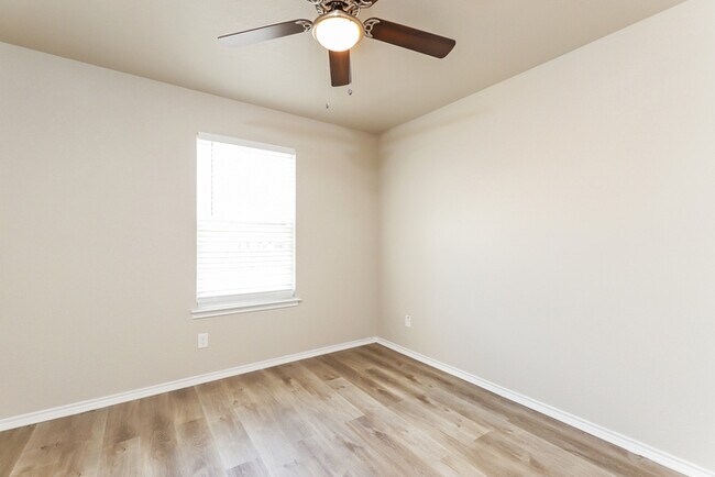 Building Photo - 6806 Slaton Fields