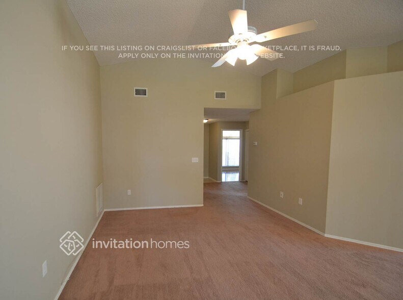 Building Photo - 6233 Vintage Dr