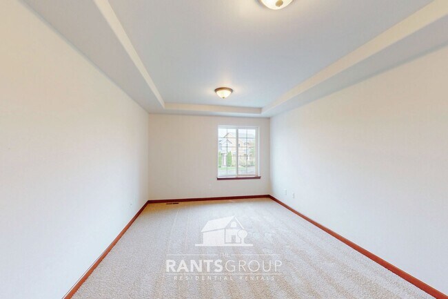 Building Photo - 2306 43rd Ave SE