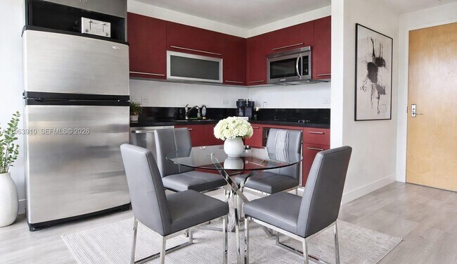 Building Photo - 253 NE 2nd St