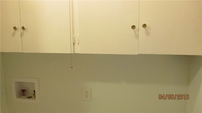 Building Photo - 13223 Kit Ln