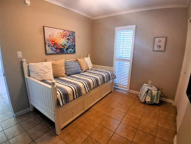 Building Photo - 2850 Gulf of Mexico Dr