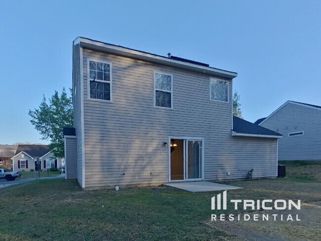 Building Photo - 2228 Meadecroft Rd