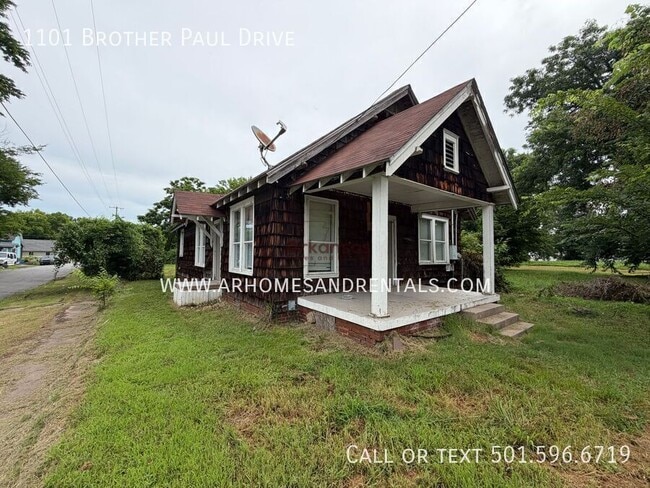 Building Photo - 1101 Brother Paul Dr