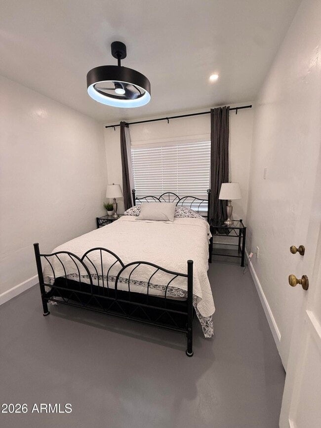 Building Photo - 2708 N Dayton St