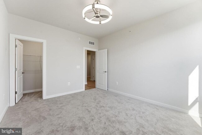 Building Photo - 2136 Glacier Rd