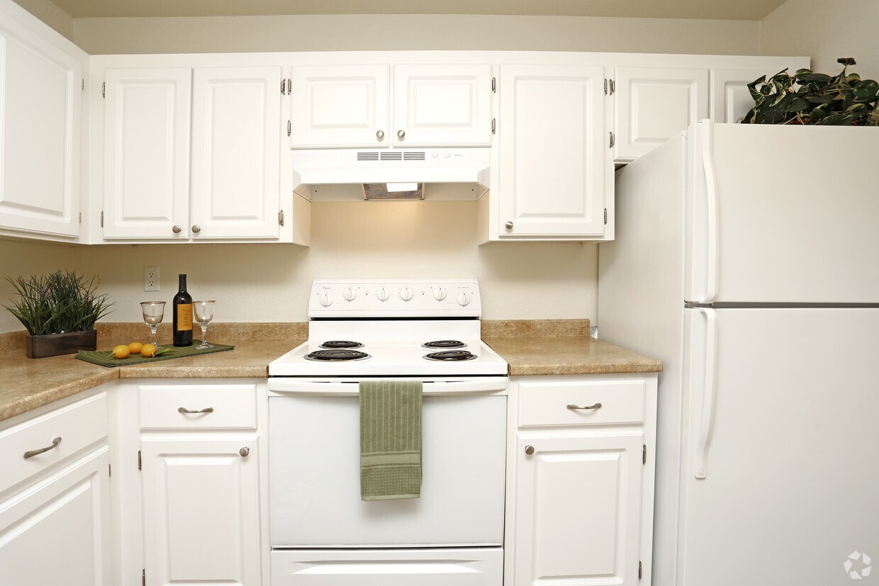 The Colonial House San Jose Ca Apartment Finder