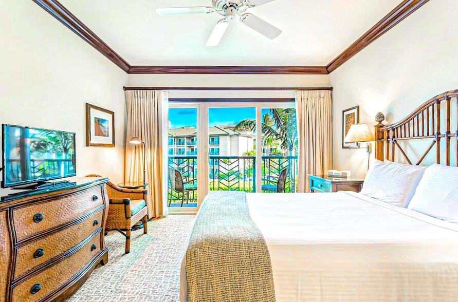 Building Photo - 4-820 Kuhio Highway-SI ID1376586P