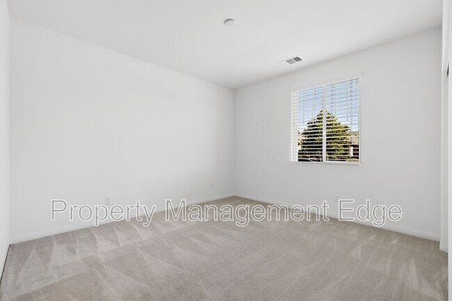 Building Photo - 29604 Starring Ln