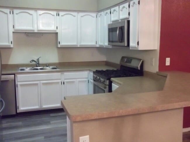 Building Photo - 681 Wind River Ave