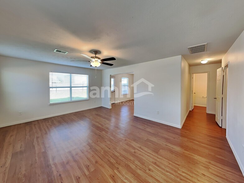 Building Photo - 21426 Partha Way