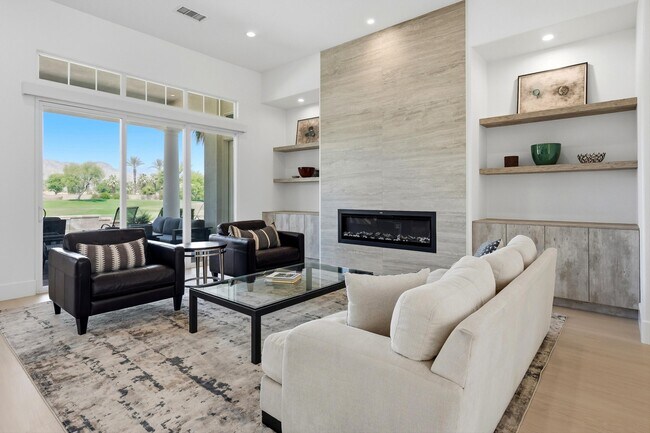 Building Photo - 51493 Marbella Ct