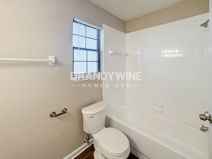 Building Photo - 10848 Copper Hill Dr
