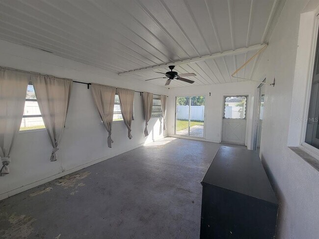 Building Photo - 6290 Coniston Terrace