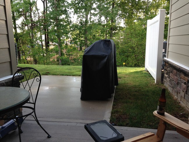 Back yard - 7504 Vinca Ct