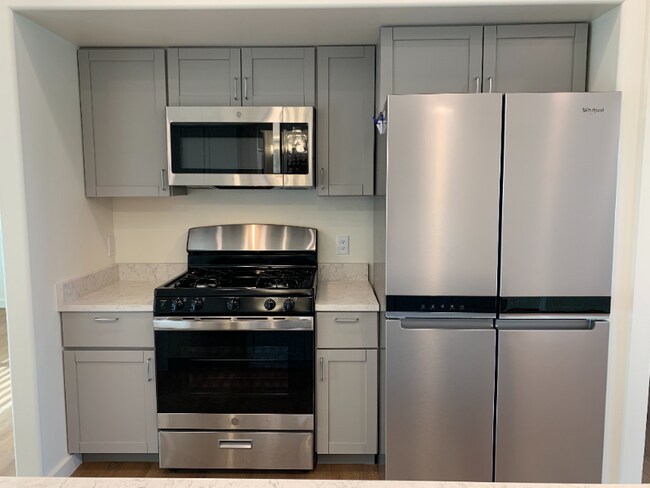 Building Photo - 2051 S Knik Goose Bay Rd