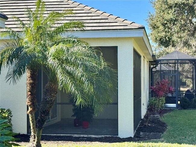 Building Photo - 2921 Trustee Ave