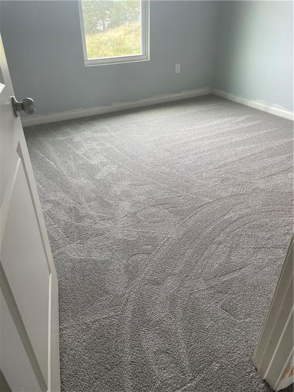 Building Photo - 38 Oxford Ln