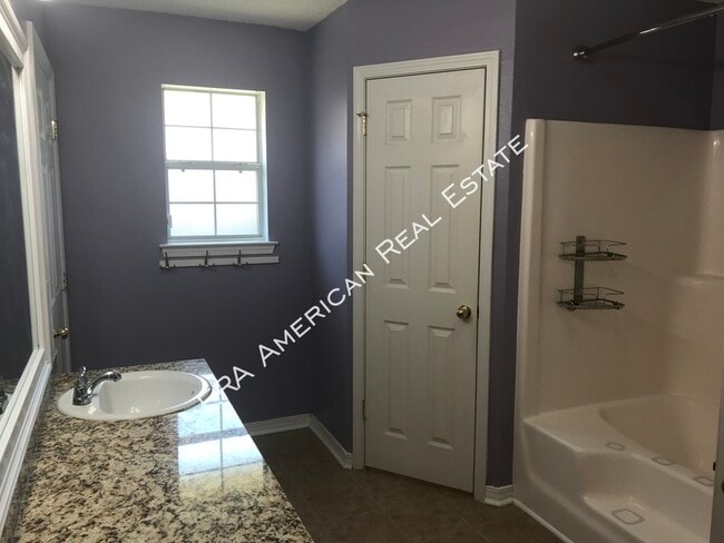 Building Photo - 9971 Parker Lake Cir