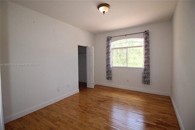 Building Photo - 20732 SW 87th Ct