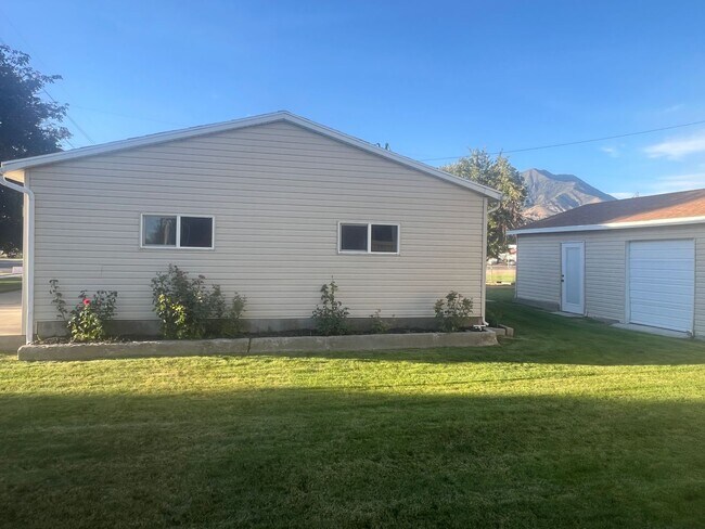 Building Photo - Home in Nephi, UT