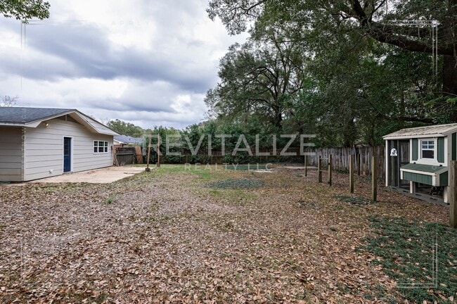 Building Photo - Desirable 3 Bed 1 Bath Ranch Style Home in Parkview Estates
