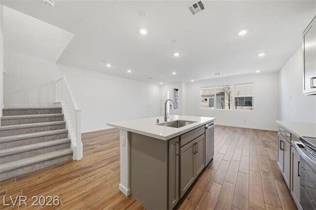Building Photo - Brand new Townhome in Summerlin West! 3bd/3bth
