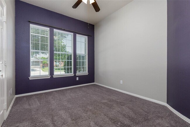 Building Photo - 13446 Cottage Grove Dr