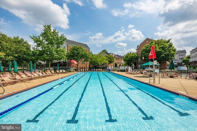 Building Photo - 5076 Grimm Dr