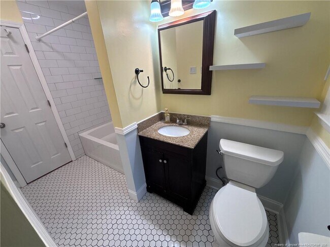 Building Photo - 5329 Hampton Rd