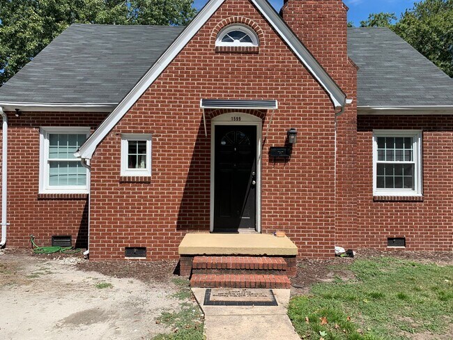 Building Photo - 1599 E Third Street