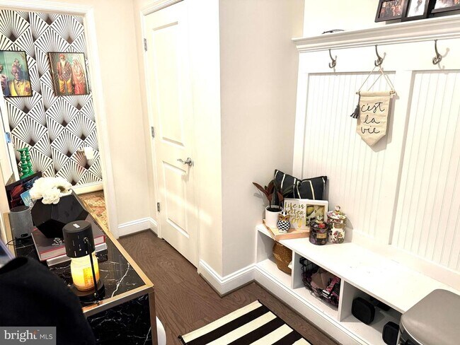 Building Photo - 17351 Redshank Rd