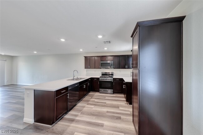 Building Photo - 3728 Enchanted Sky St