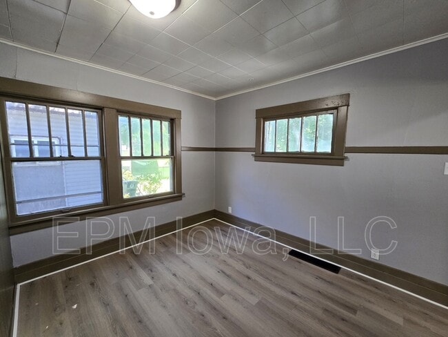 Building Photo - 506 Fowler St