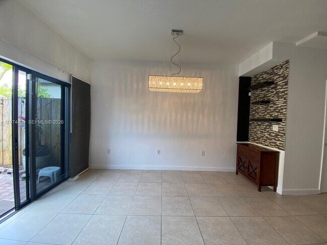 Building Photo - 11543 SW 248th Ln