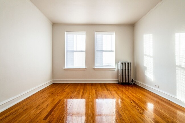 Building Photo - 234 E 109th