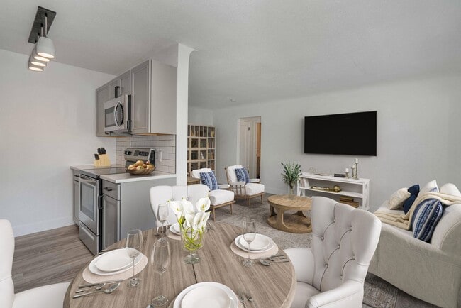 Building Photo - The Jackson