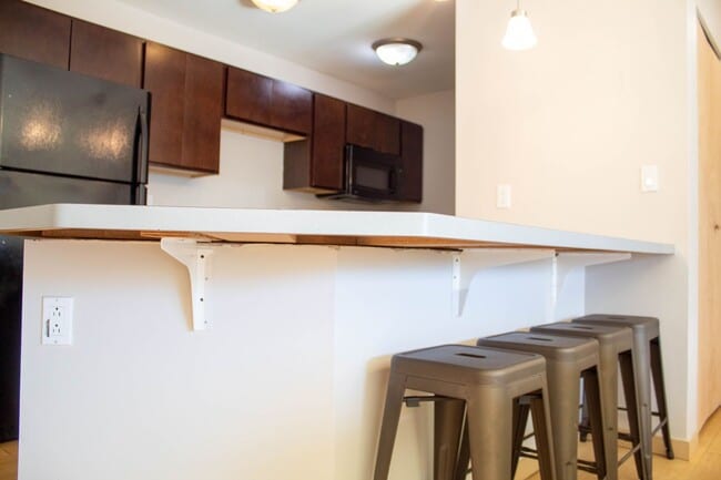 Interior Photo - 1106 Euclid St