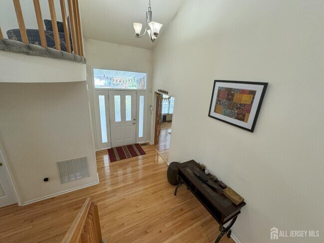 Building Photo - 36 Lavender Dr