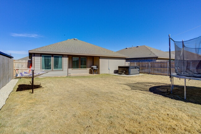 Building Photo - 2323 149th St