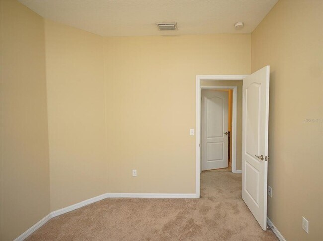 Building Photo - 7001 Interbay Blvd