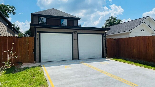 Building Photo - ? Live in Style: 3-Bed, 2.5-Bath Houston H...