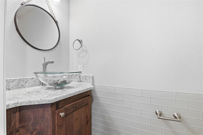 Building Photo - 2440 Greatwood Trl