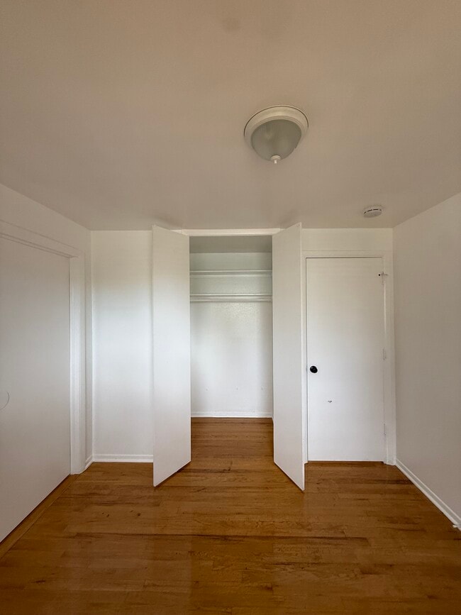 Building Photo - 3833 W Quigley Dr