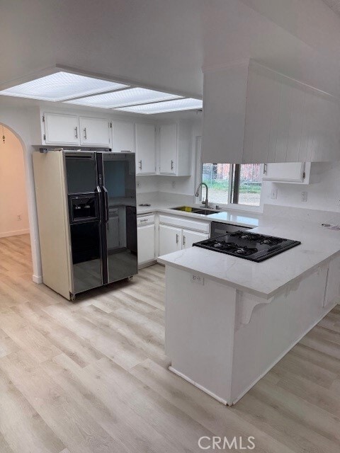 Building Photo - 16520 Adelia St