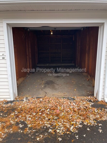 Building Photo - 714 Garland Cir