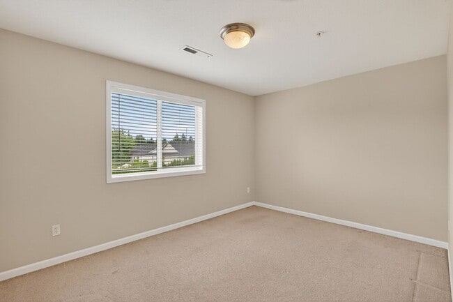 Building Photo - 2623 SE 109th Ave