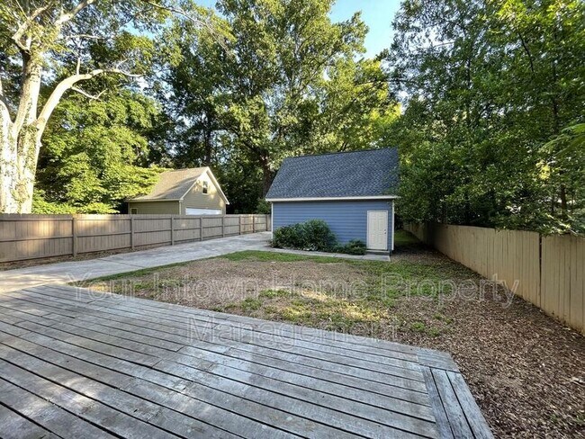 Building Photo - 2436 Hosea L Williams Dr NE