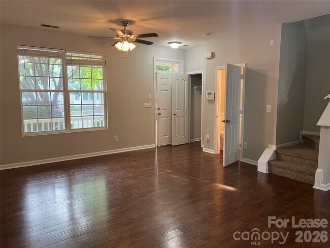 Building Photo - 13450 Delstone Dr
