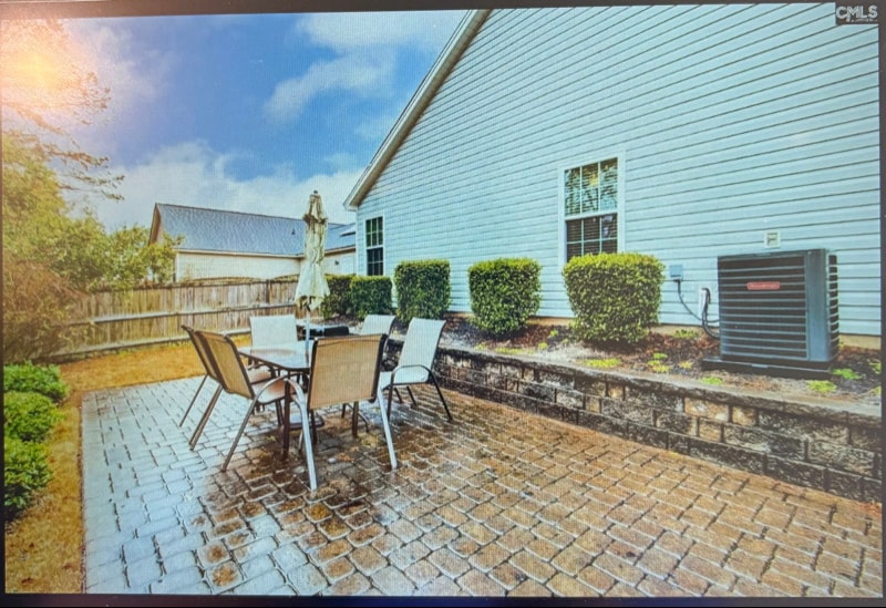 Building Photo - 120 Whixley Ln